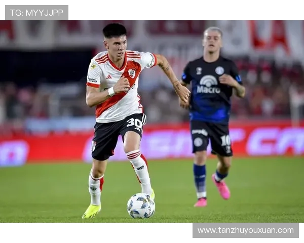 皇马 9 号新星加西亚正式晋升一线队 续约至 2029 年