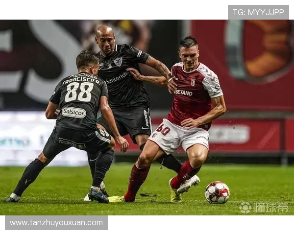 葡体续约 21 岁青训后卫莫雷拉至 2028 年，后防新星踏上五年成长之路(2)