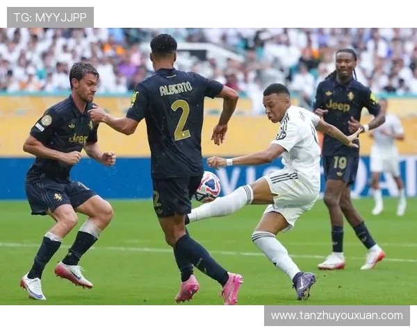 补时失点痛失绝杀！皇马 1-1 利雅得新月，贡萨洛 - 加西亚首秀破门救主